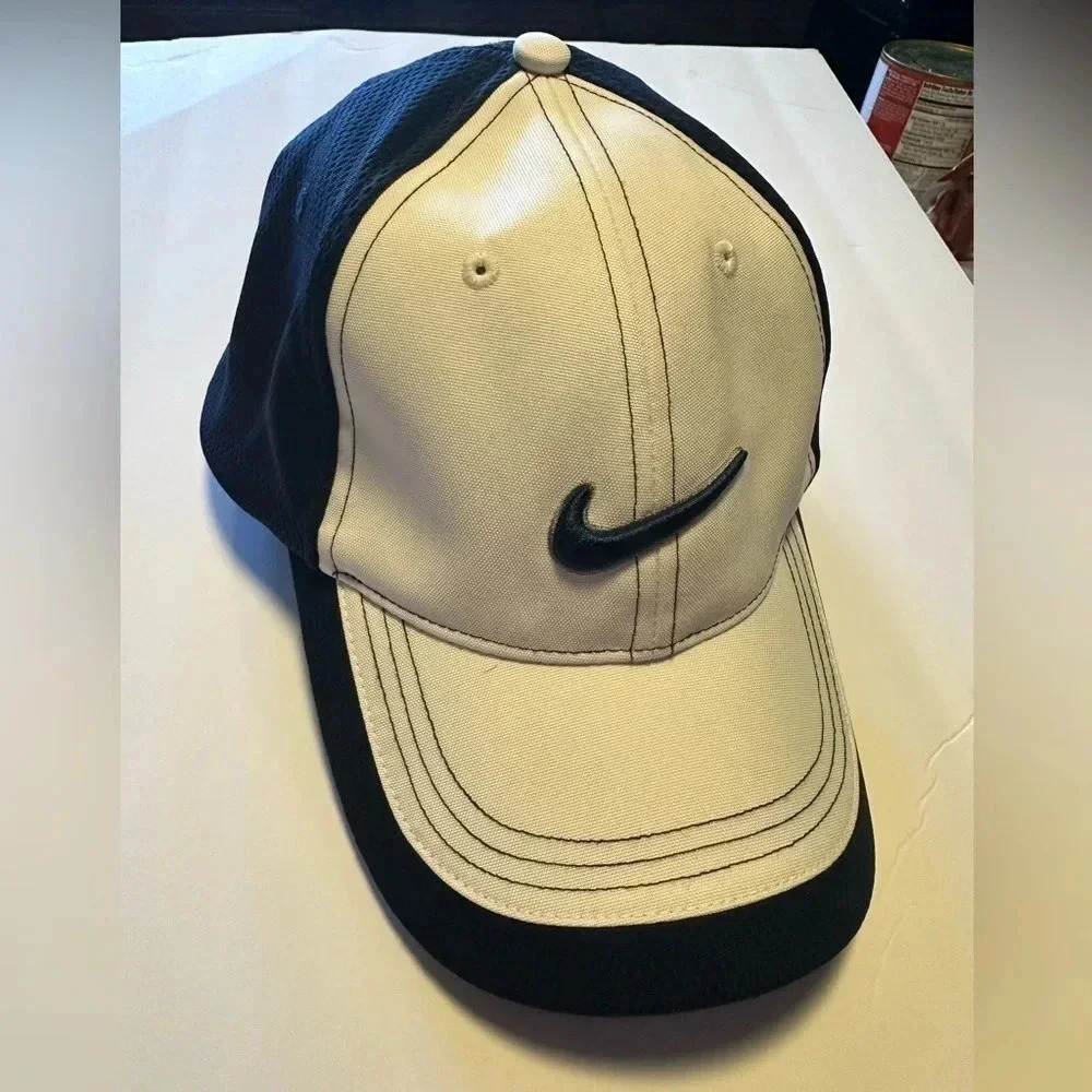 Nike Golf Hat Cap Strapback Blue White Adjustable Embroidered Adult Swoosh Men's